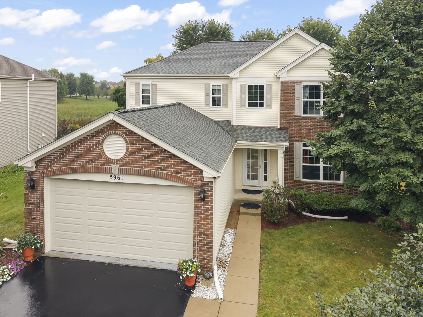 5961 Mackinac Lane Property Photo 2