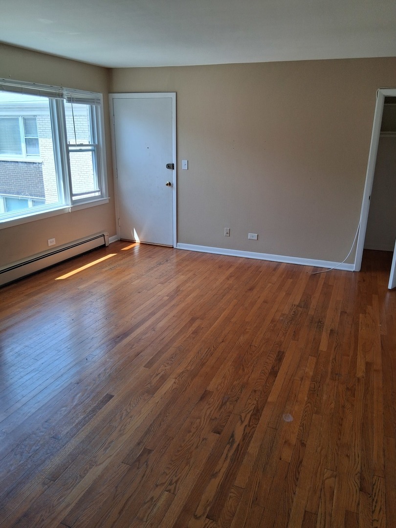 7235 N Hamilton Avenue 3d Property Photo 3
