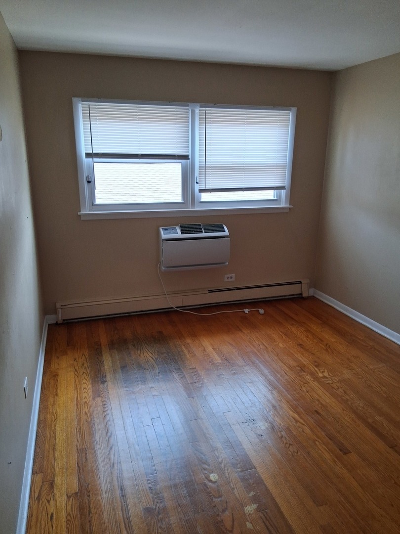7235 N Hamilton Avenue 3d Property Photo 6