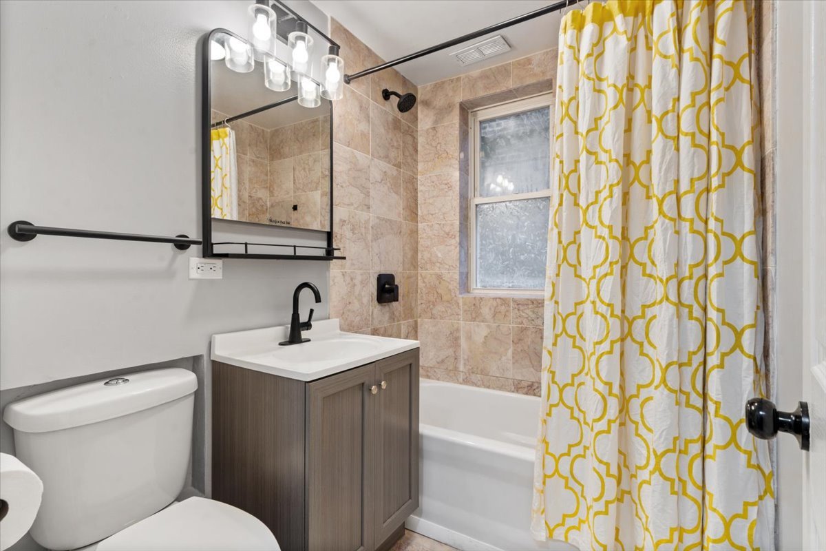 6812 N Wayne Avenue 3e Property Photo 13