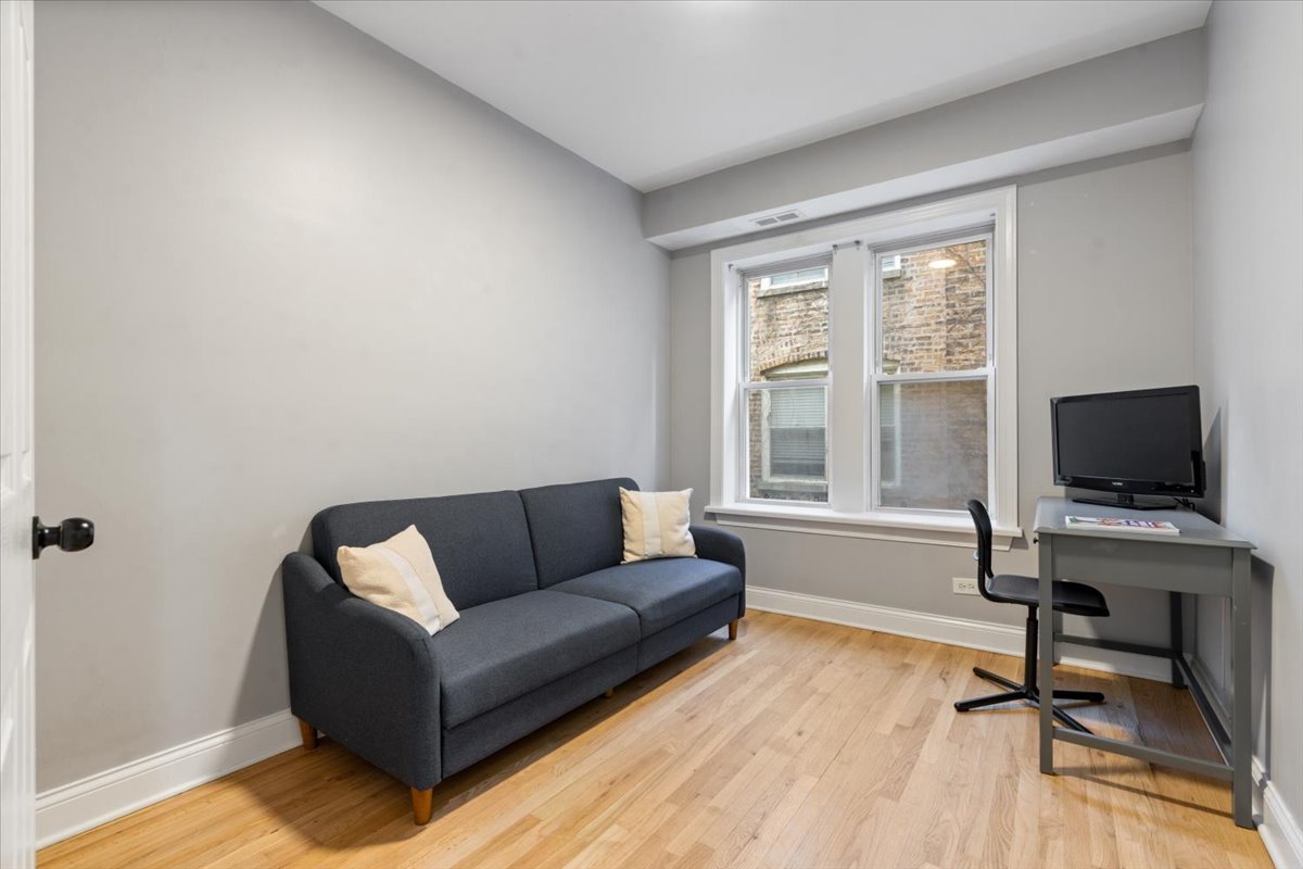 6812 N Wayne Avenue 3e Property Photo 14
