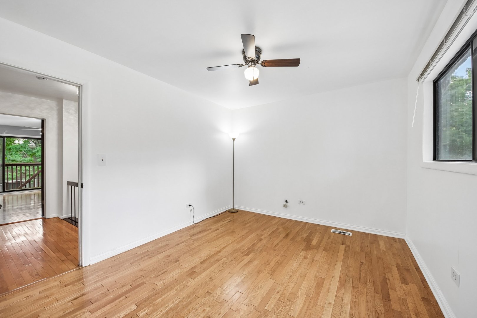 105 W Dover Drive Property Photo 15