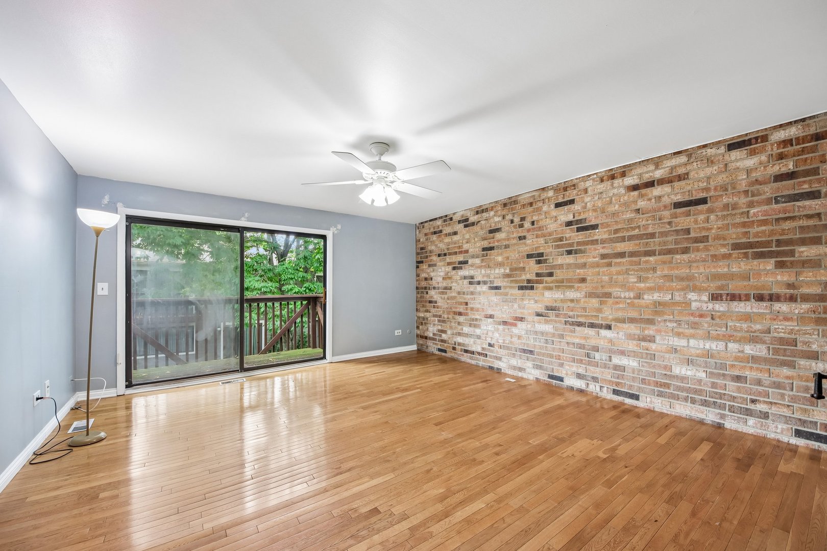 105 W Dover Drive Property Photo 22