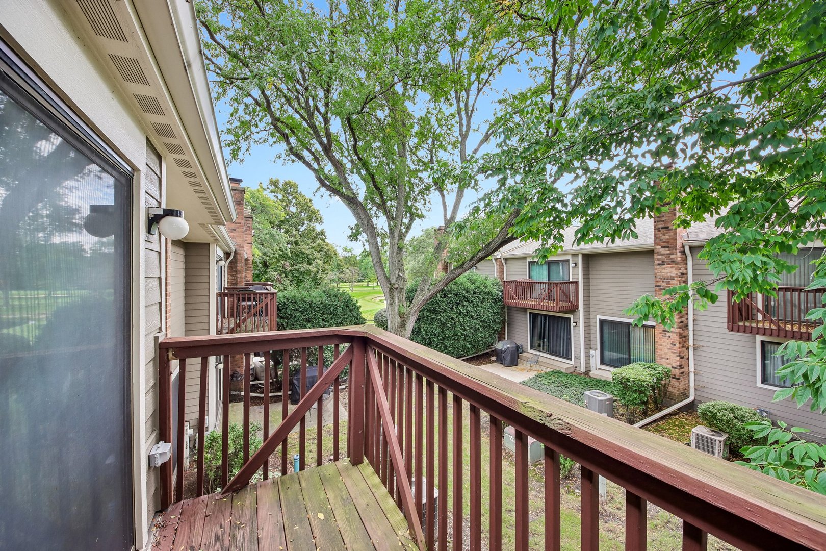 105 W Dover Drive Property Photo 45