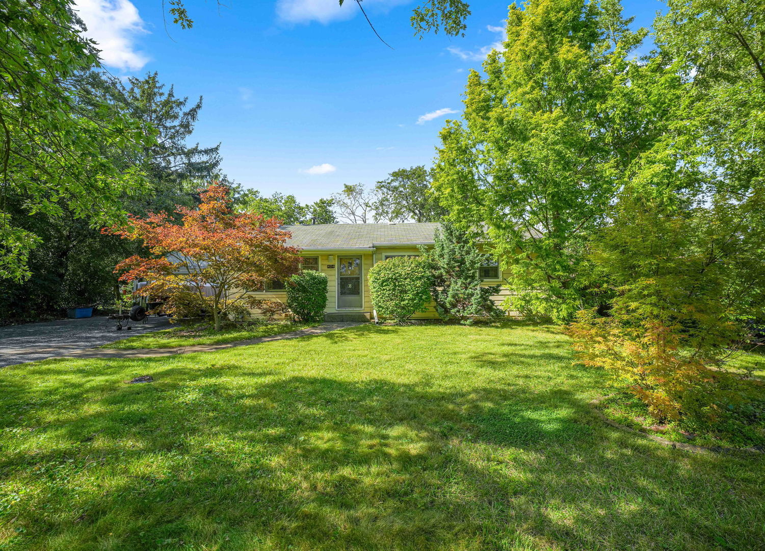 424 Village Road Property Photo 1