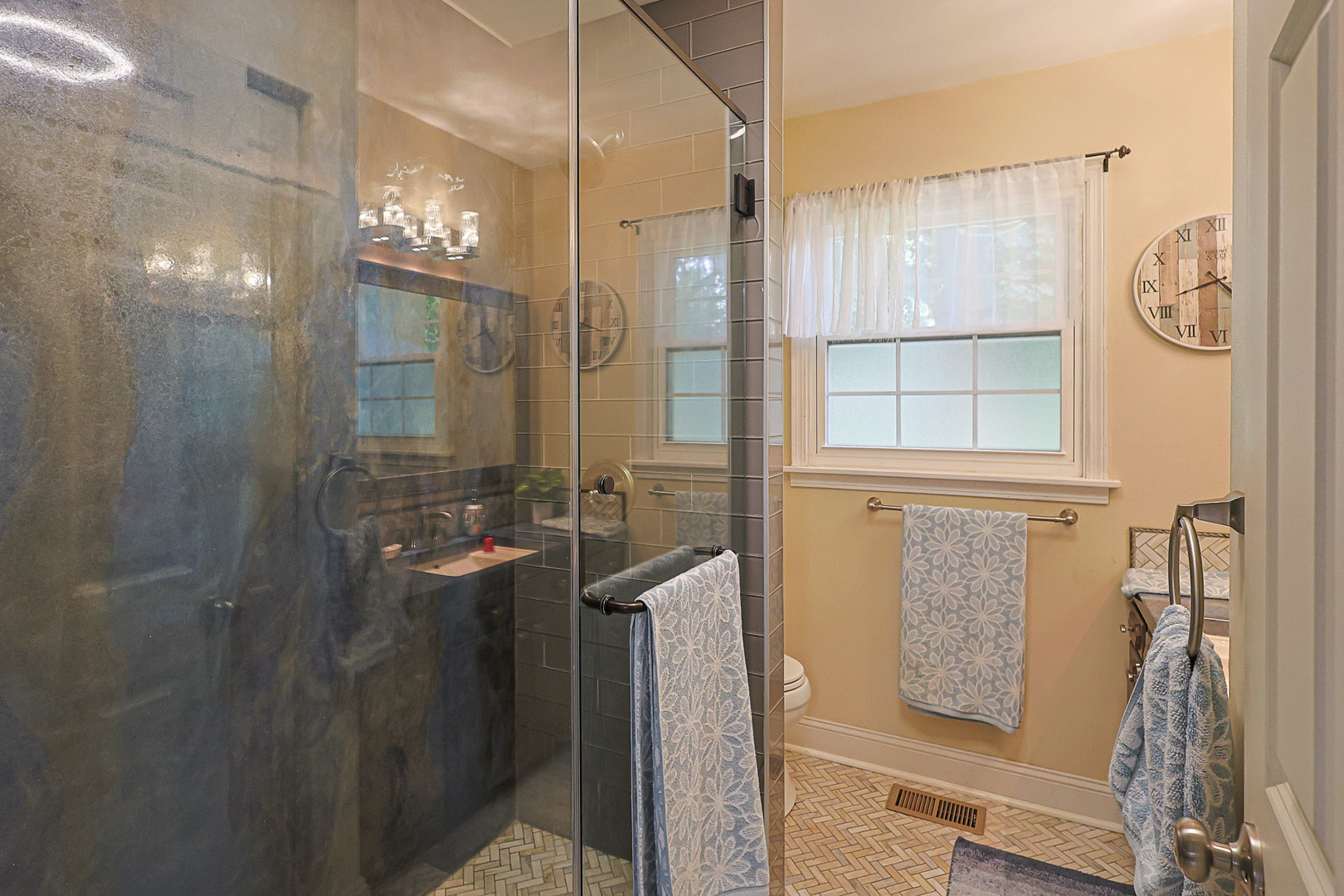 1431 Maple Lane Property Photo 22