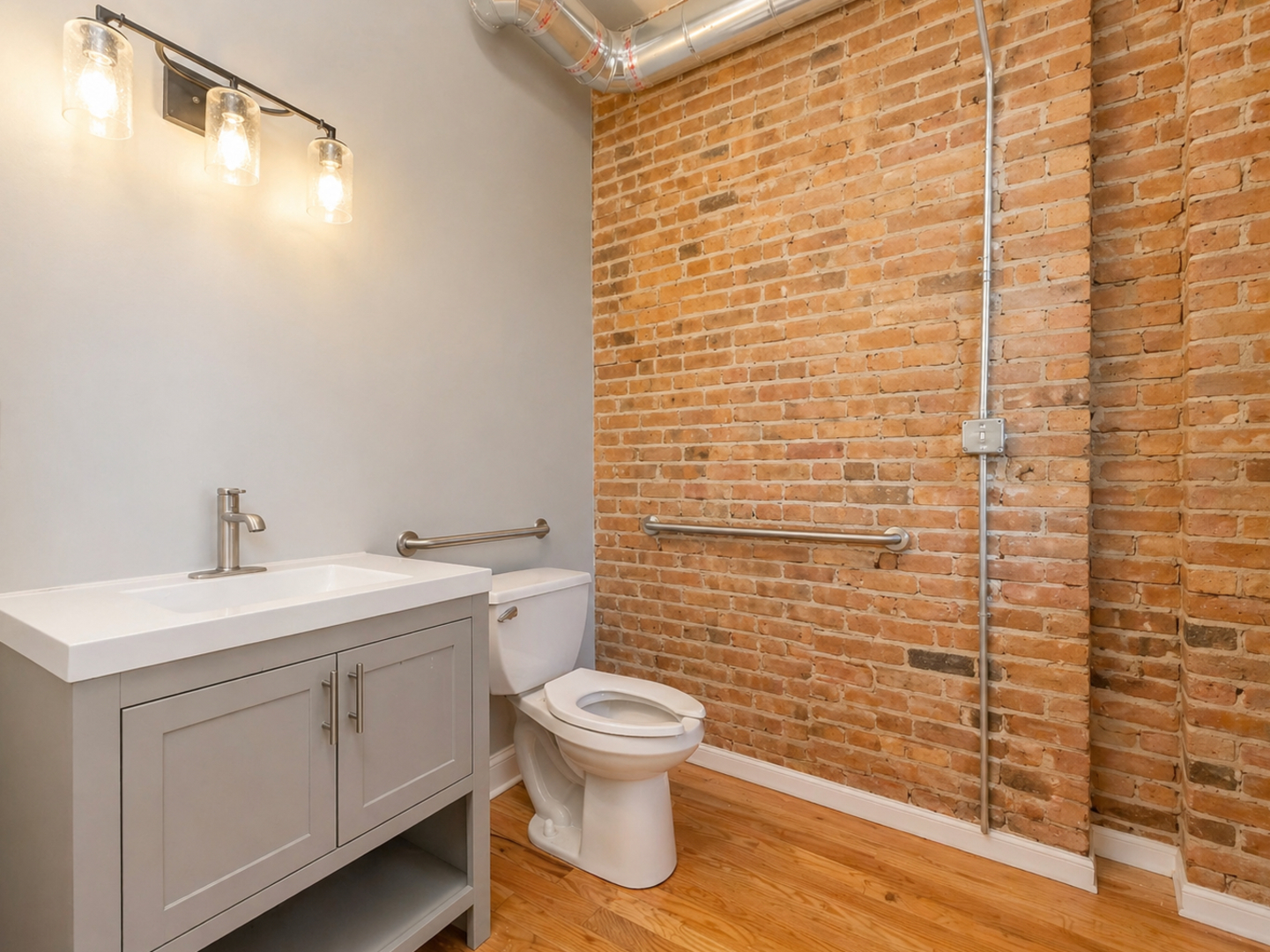 2552 W 59th Street Property Photo 8
