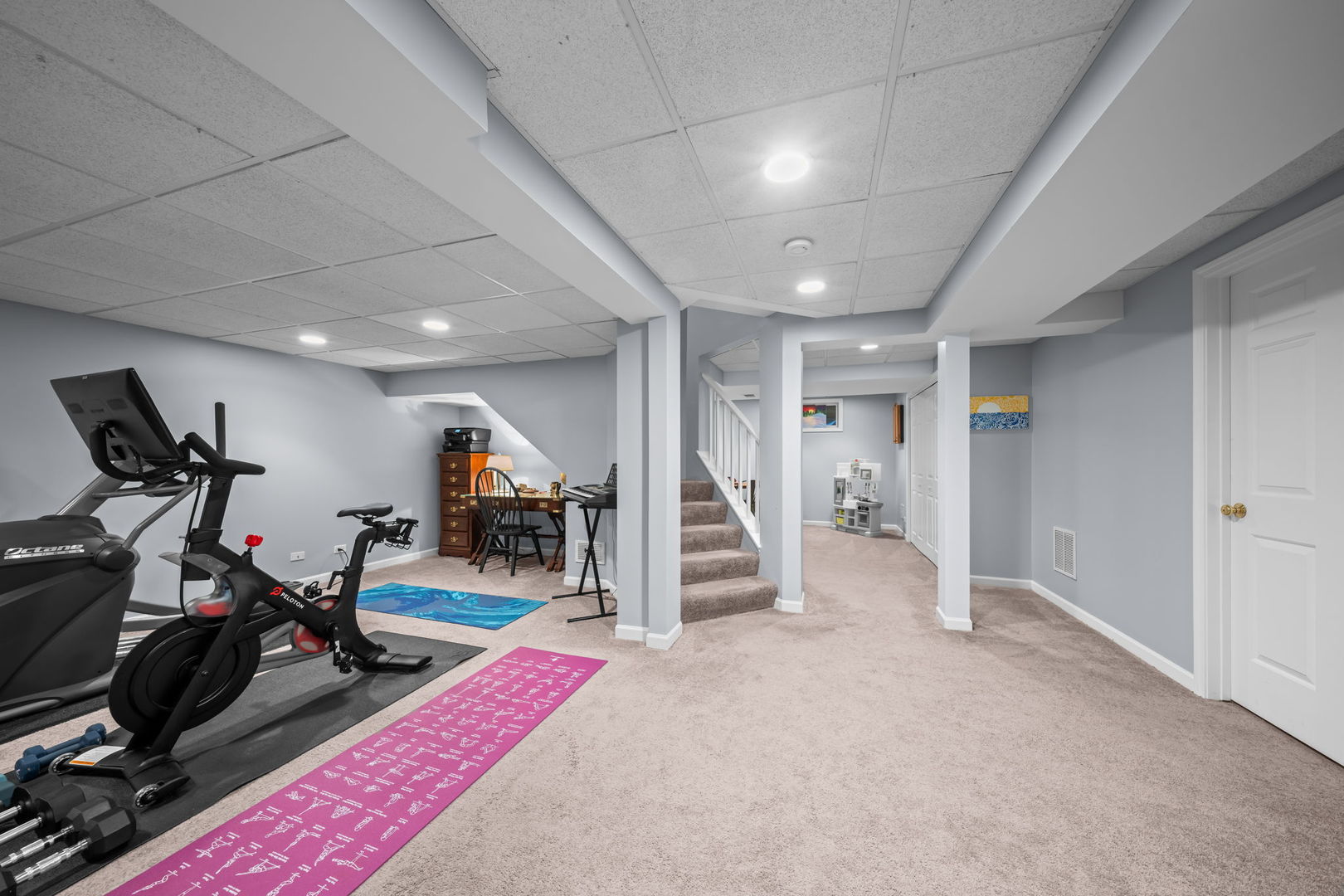 1216 N Yale Avenue Property Photo 39