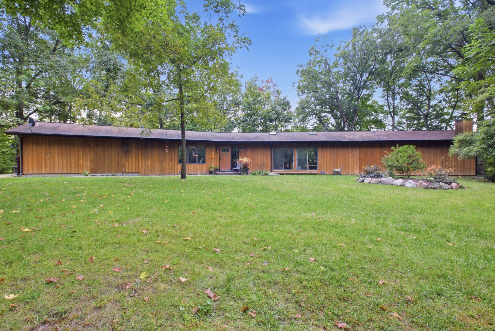 1056 County Road 2125 Property Photo 1