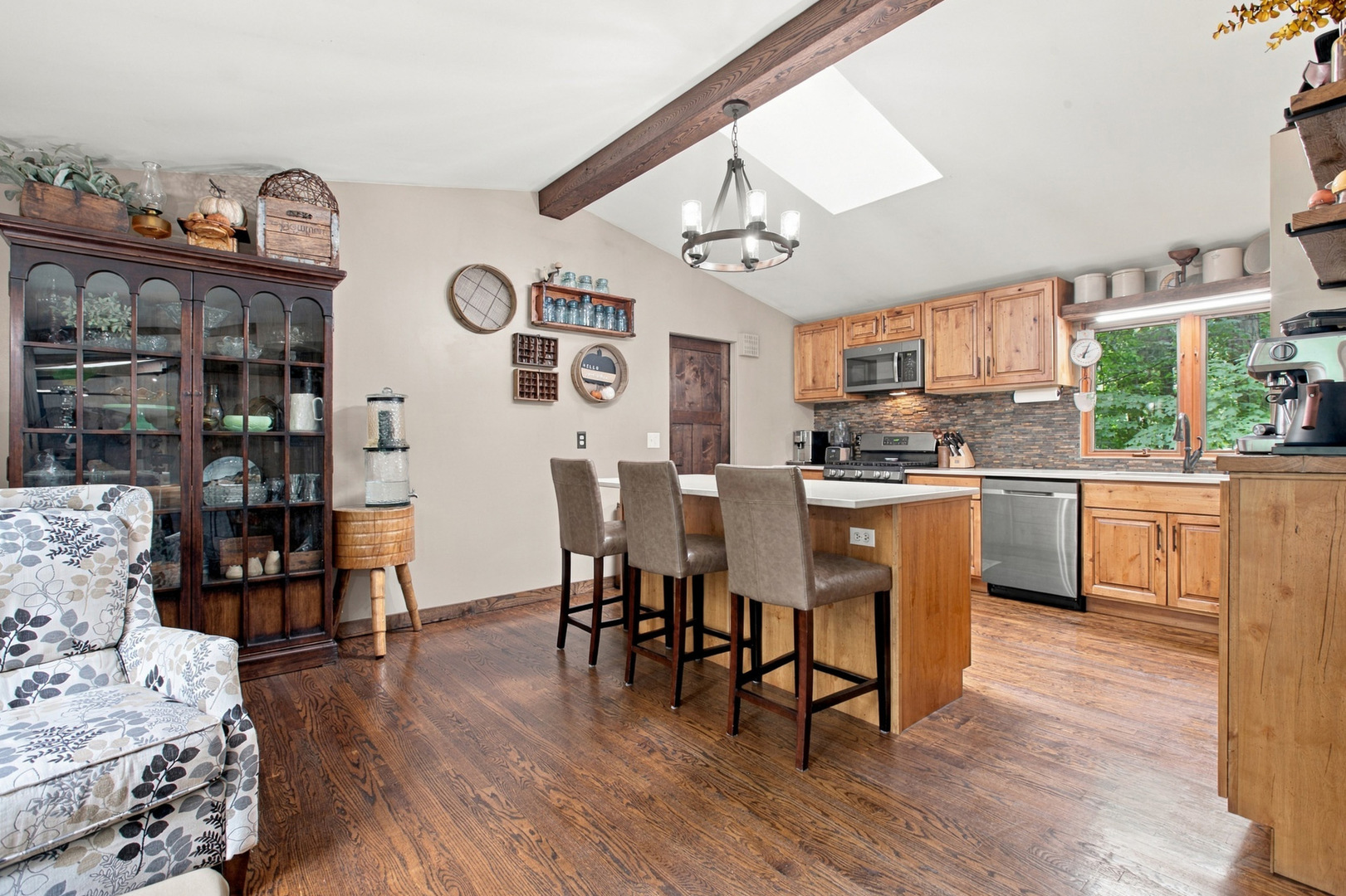 1056 County Road 2125 Property Photo 11