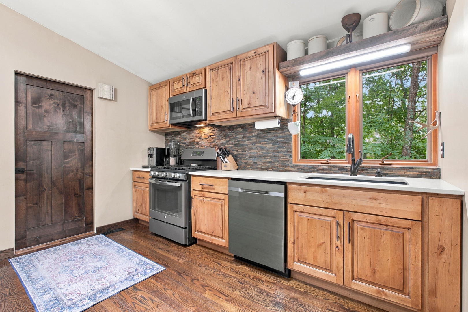 1056 County Road 2125 Property Photo 15