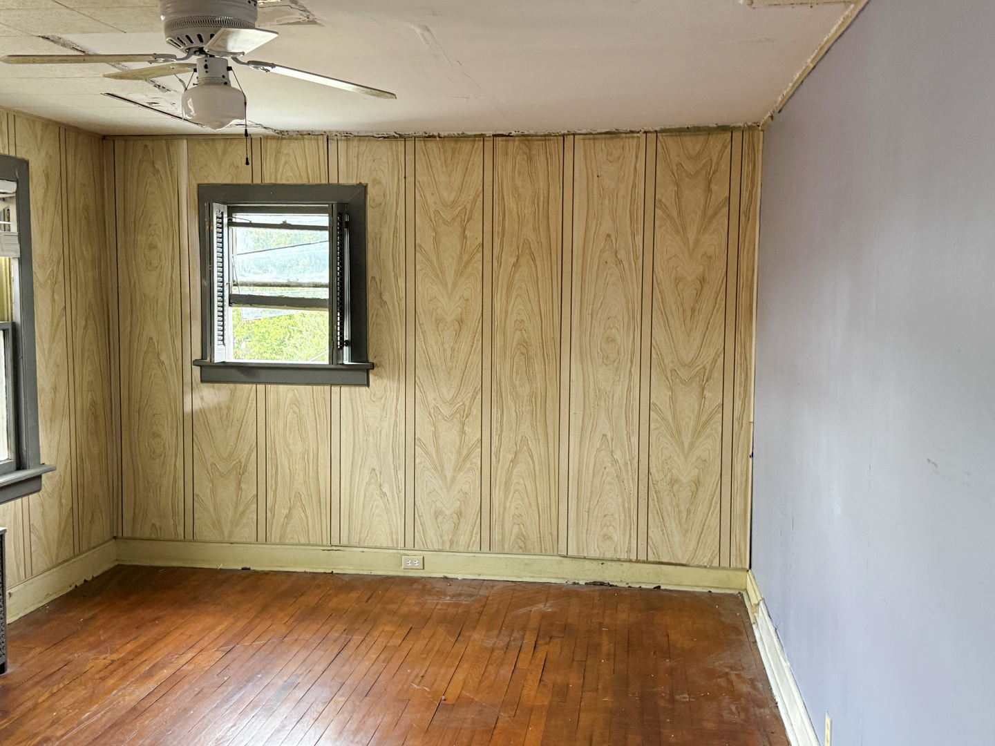 7343 S Prairie Avenue Property Photo 4