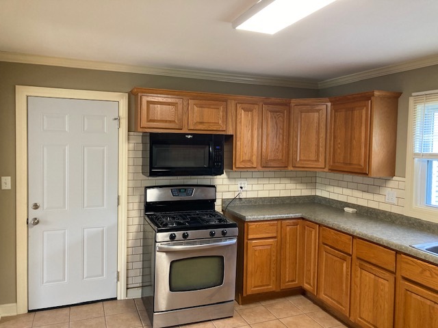 36608 N Lawrence Drive Property Photo 15