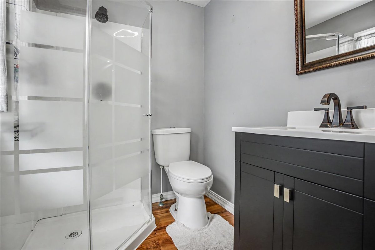 309 E Hickory Street Property Photo 14