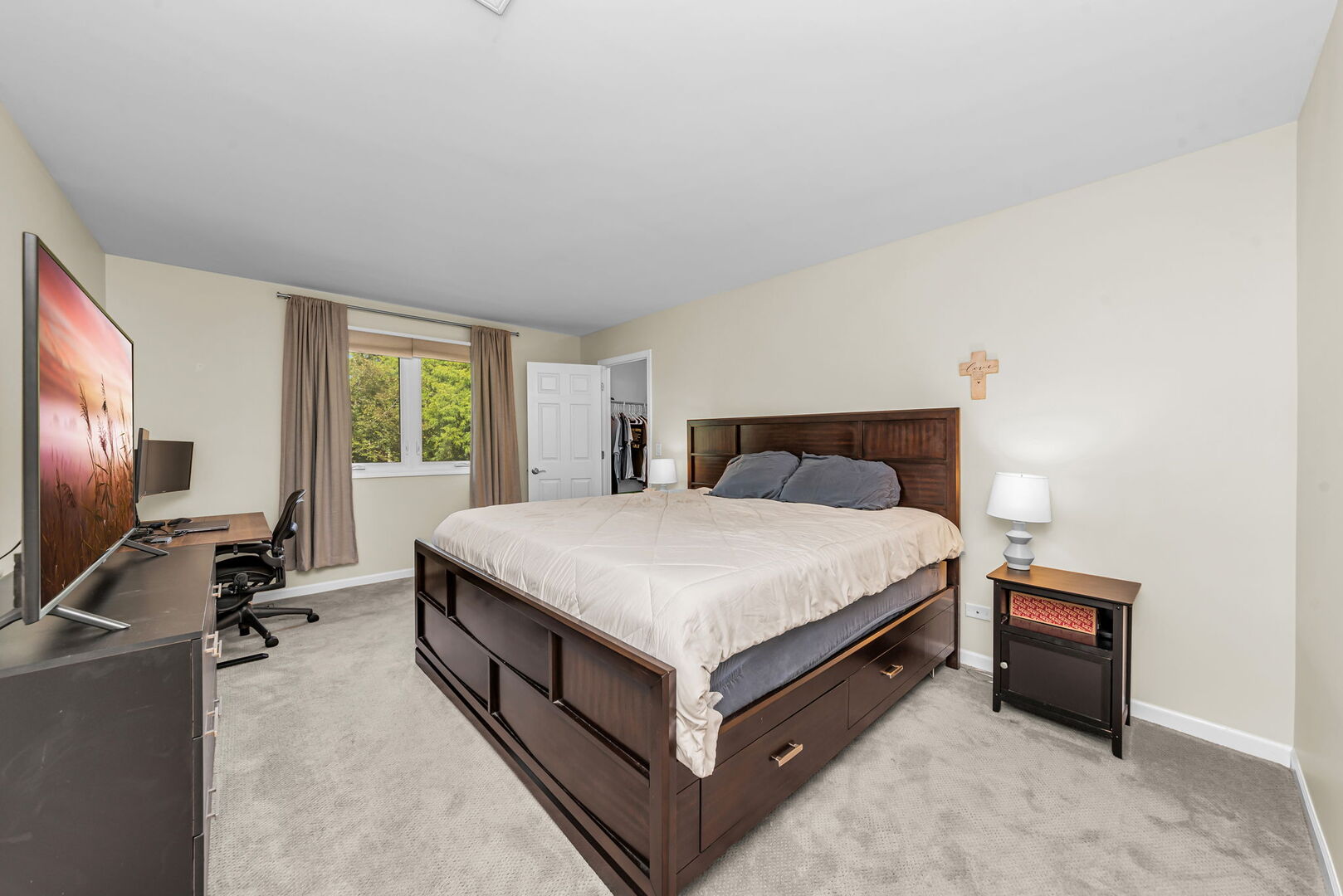 307 N Charles Avenue Property Photo 16