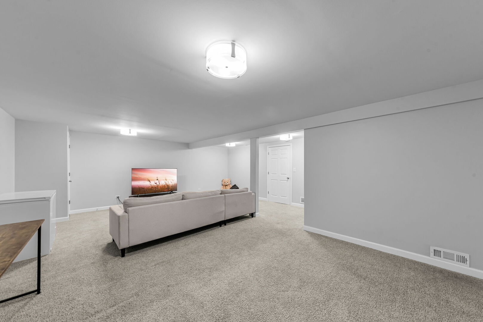 307 N Charles Avenue Property Photo 30