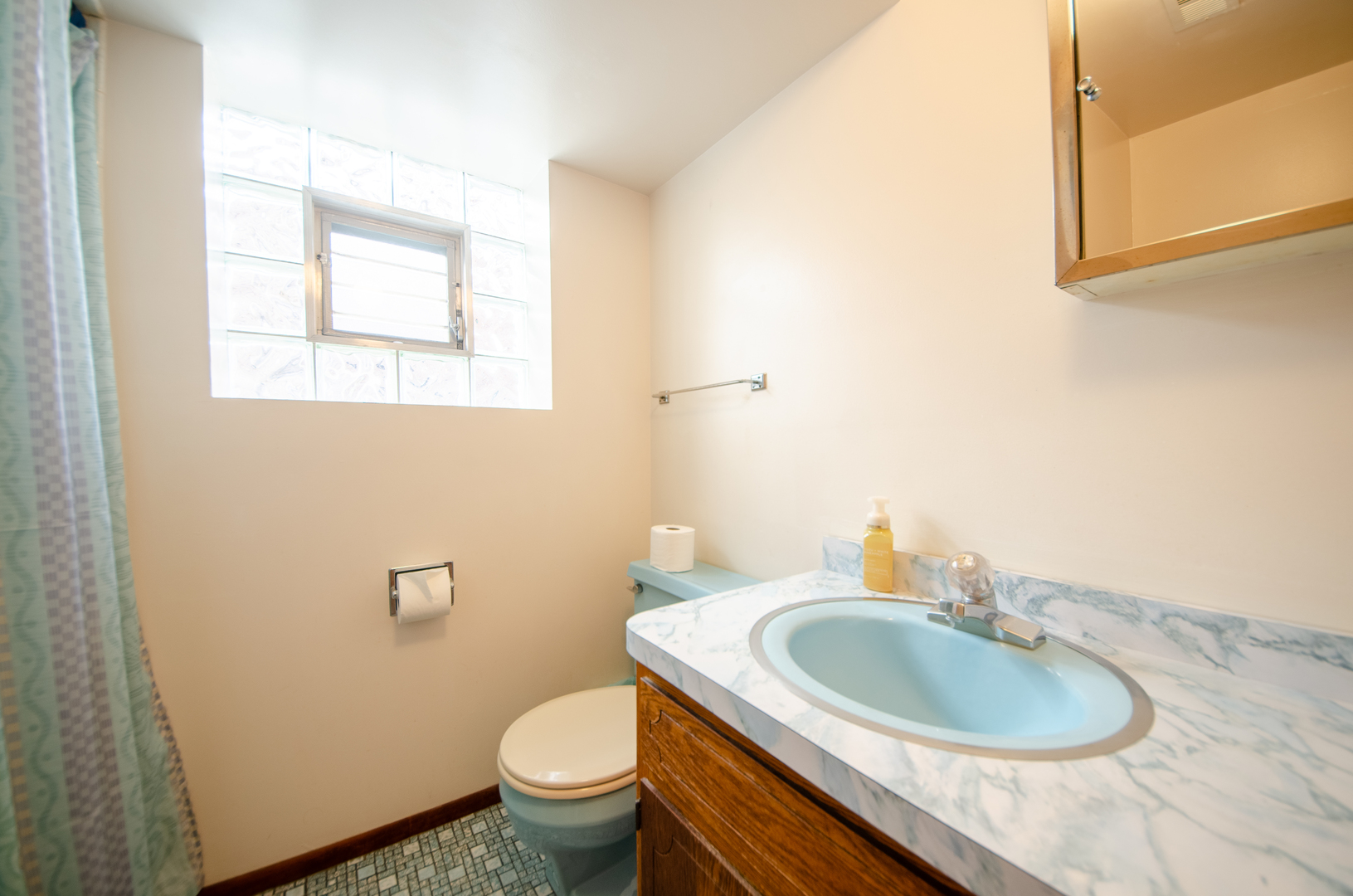 3836 N Oconto Avenue Property Photo 16