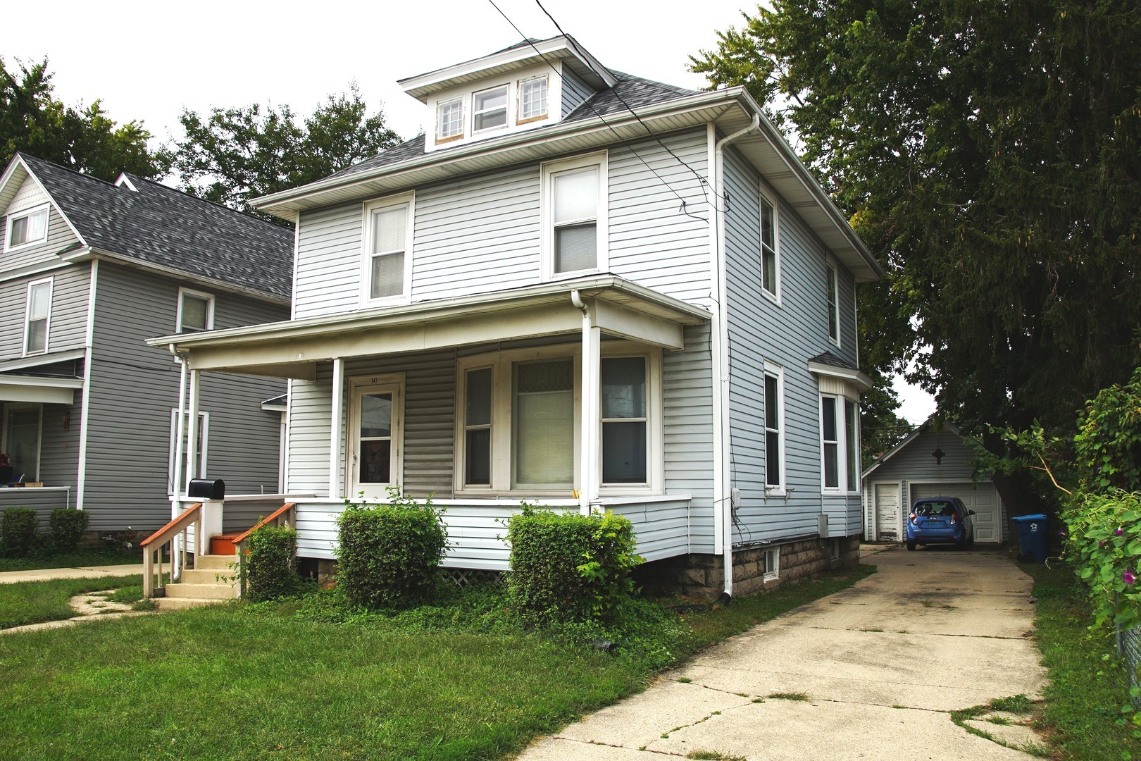 347 S S Lake Street Property Photo 1