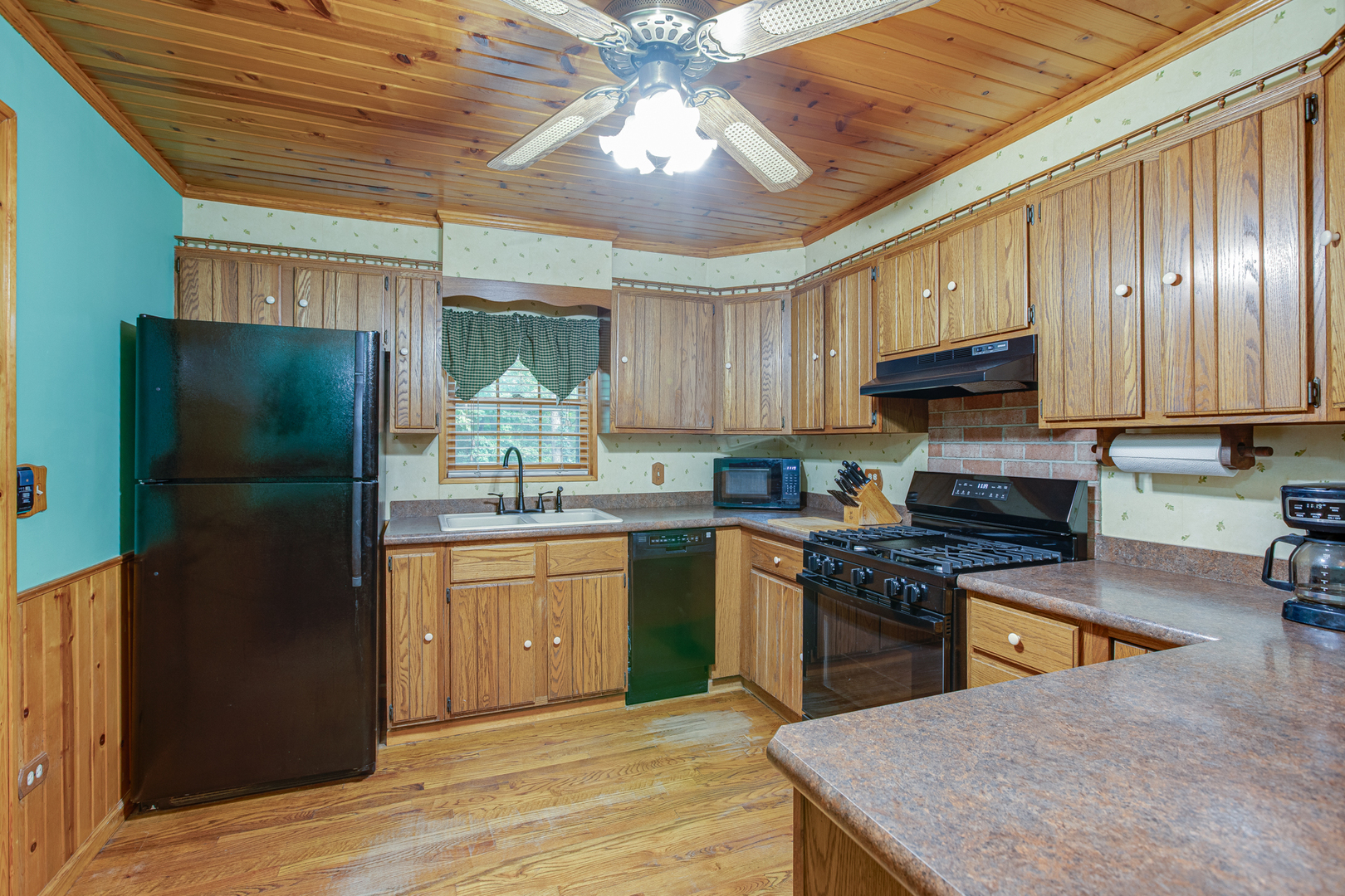 1n601 Route 59 Property Photo 6