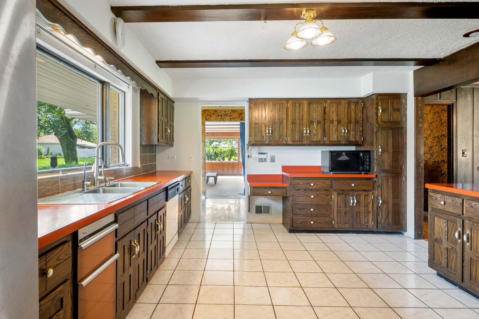 400 Sugar Creek Drive Property Photo 7