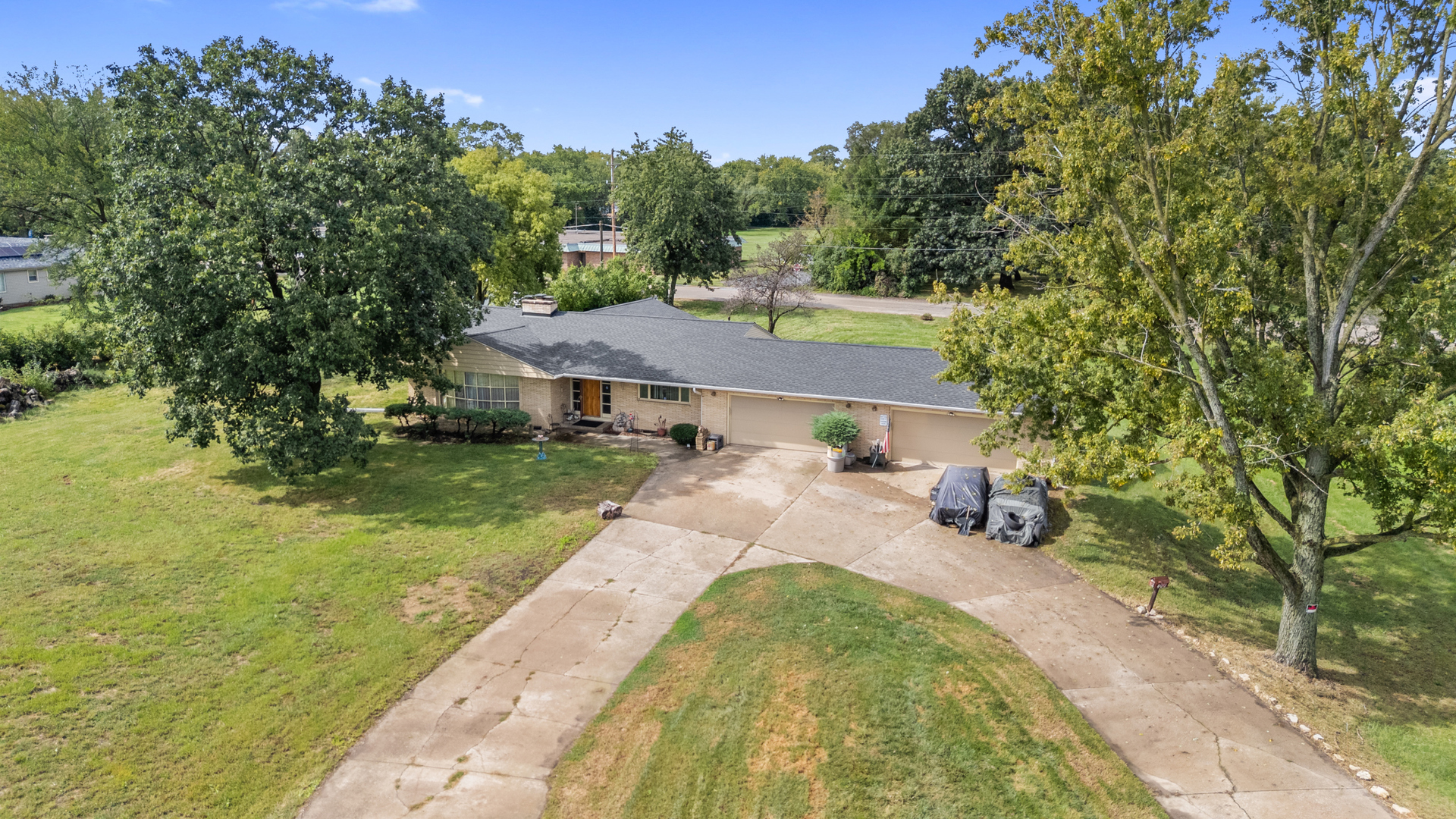 400 Sugar Creek Drive Property Photo 35