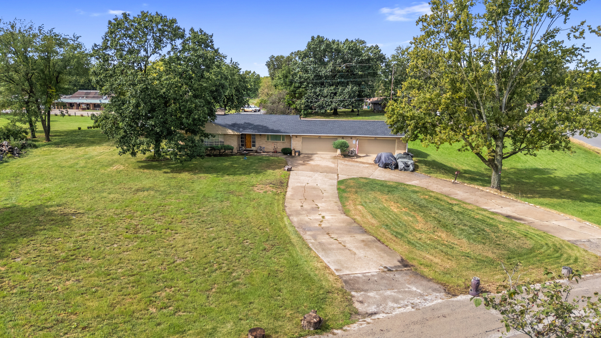400 Sugar Creek Drive Property Photo 37