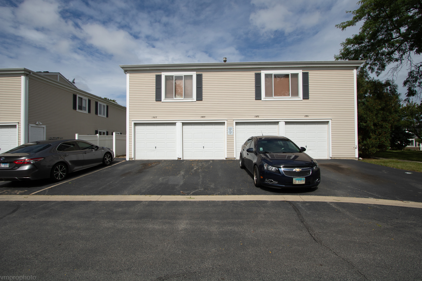 1585 Cove Drive Property Photo 10