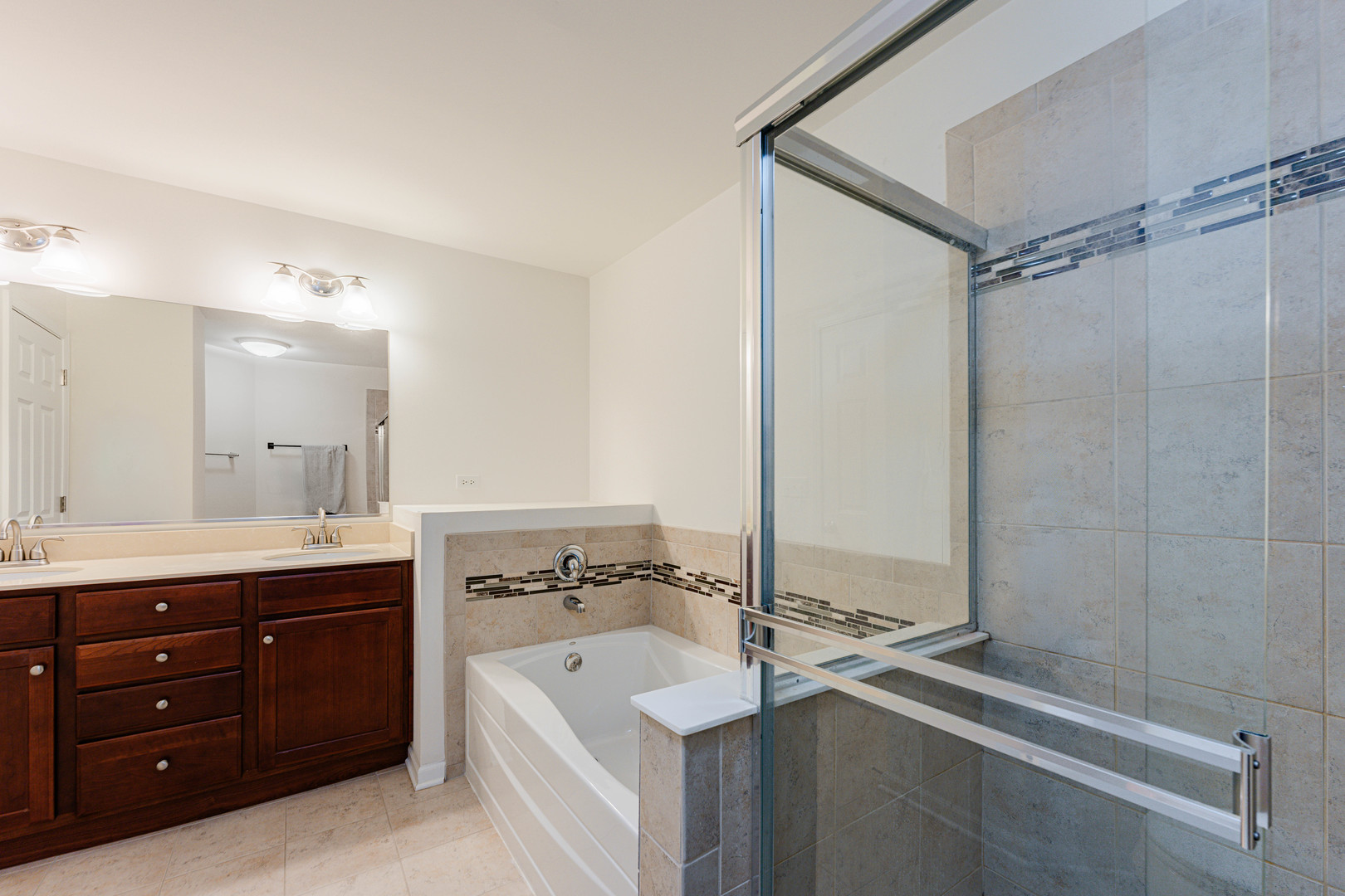 2832 Henley Lane Property Photo 19