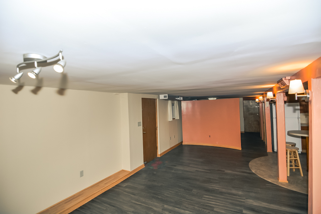2732 N Central Park Avenue G Property Photo 8
