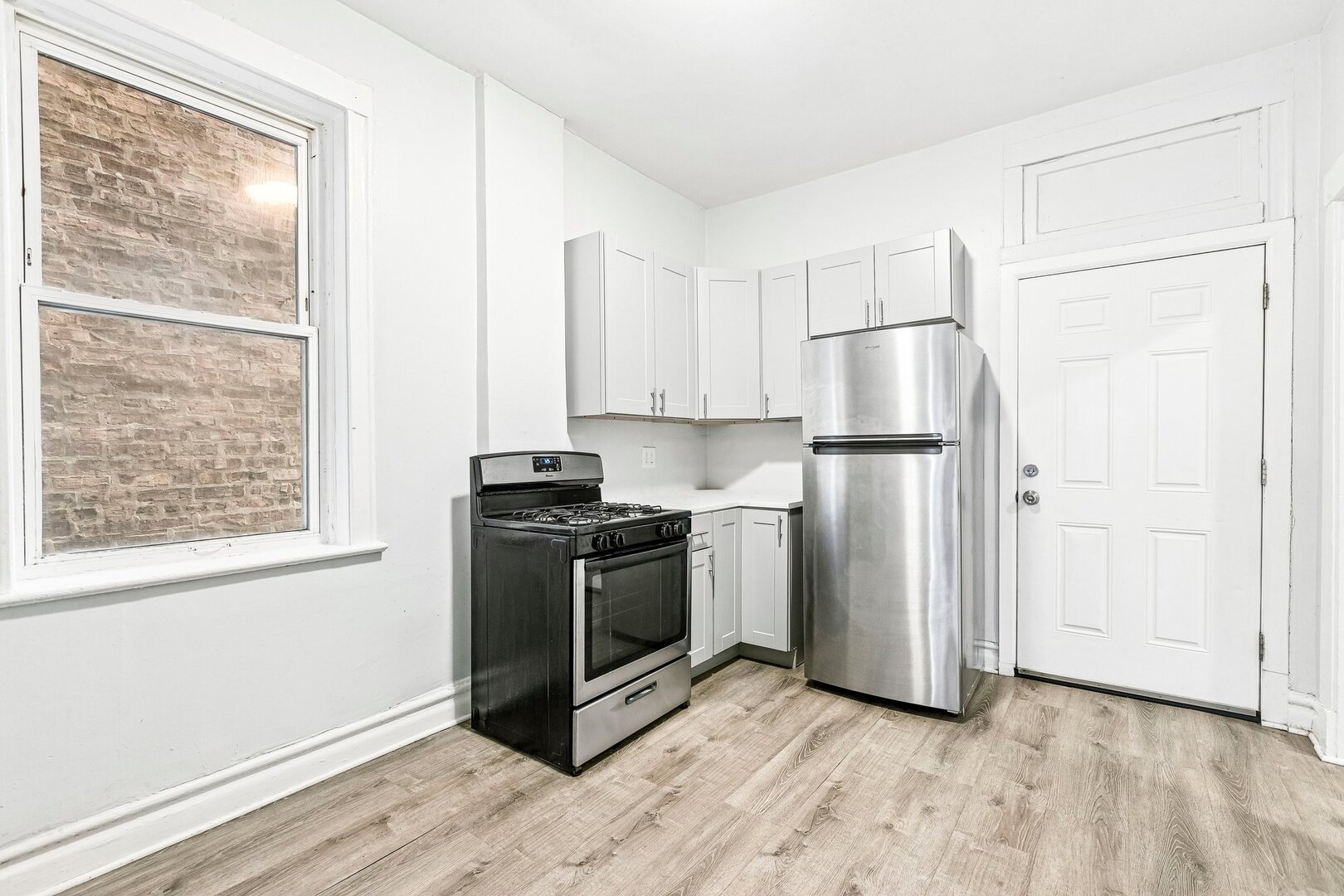 6344 S Eberhart Avenue Property Photo 11