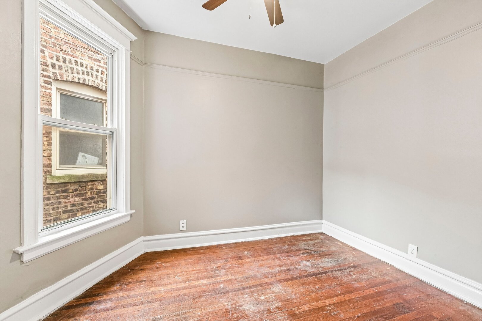 6344 S Eberhart Avenue Property Photo 30