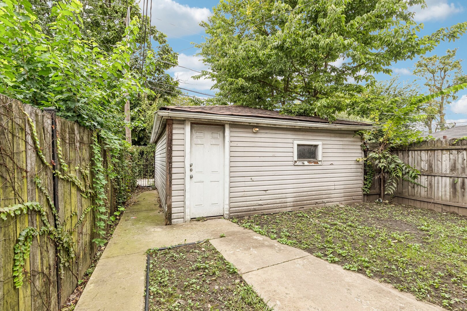 6344 S Eberhart Avenue Property Photo 37