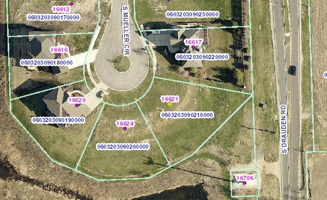 16621 Mueller Court Property Photo 1