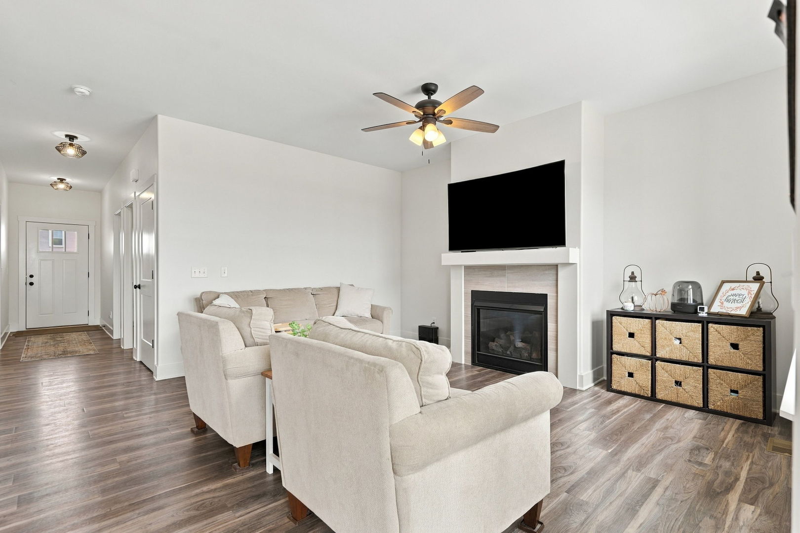 6987 Genesis Way Property Photo 6