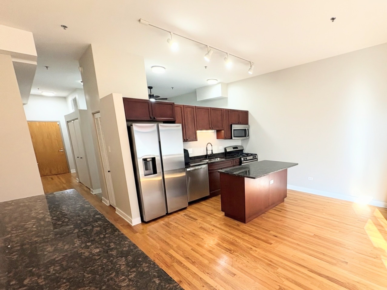 2 S Leavitt Street 308 Property Photo 10