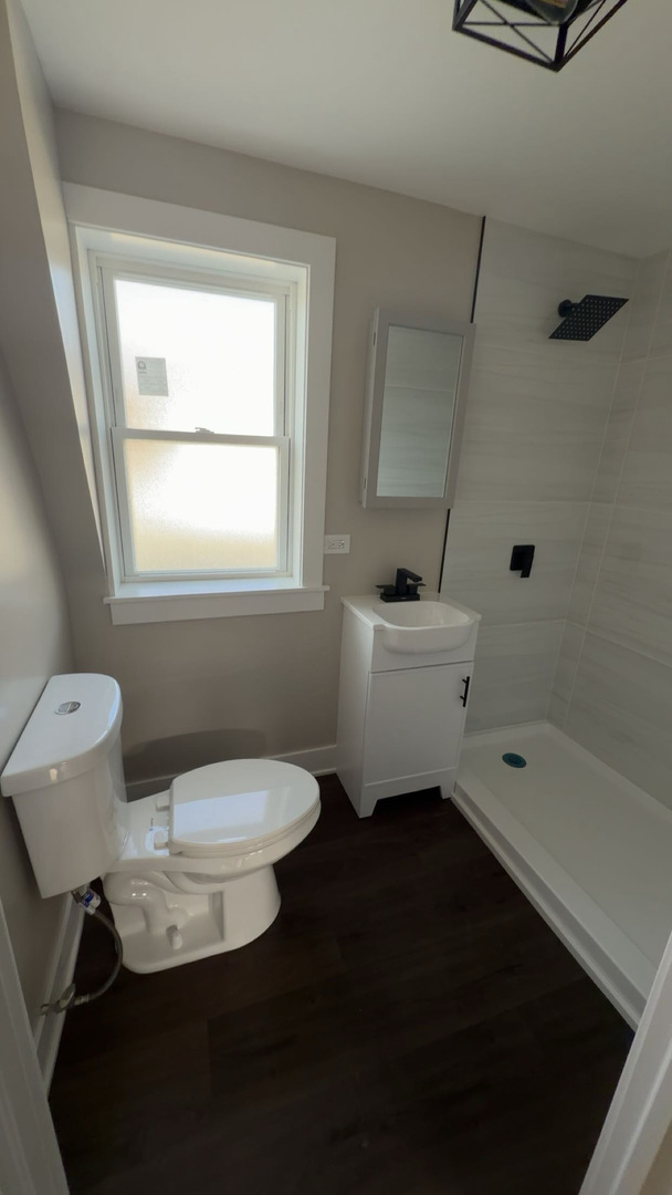 3823 W Wabansia Avenue Property Photo 4