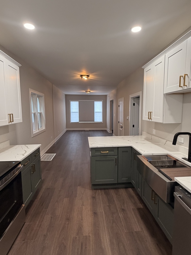 3823 W Wabansia Avenue Property Photo 6