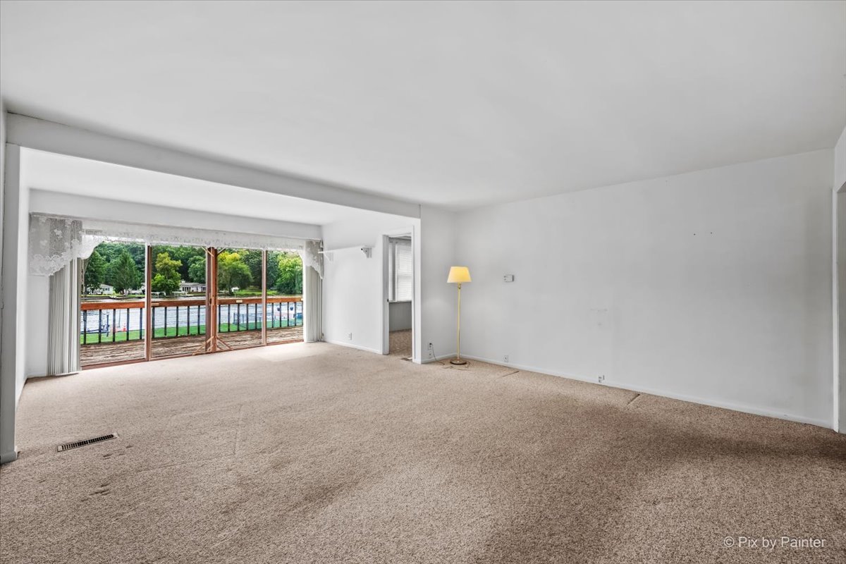 2409 Grove Lane Property Photo 19