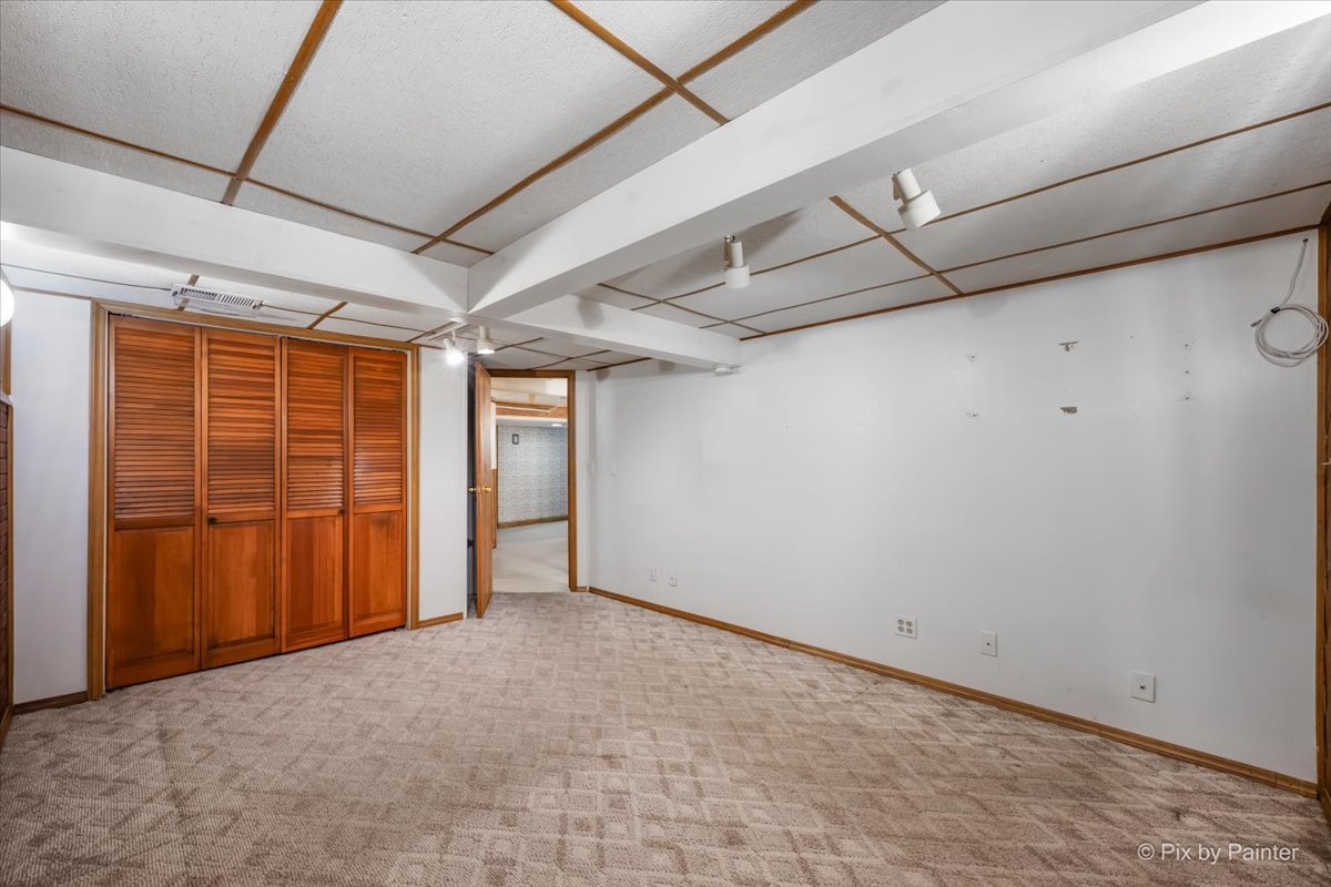 2409 Grove Lane Property Photo 35