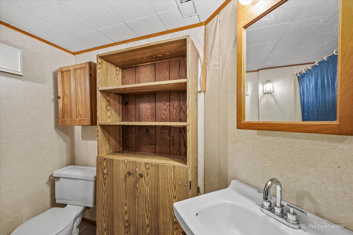 2409 Grove Lane Property Photo 36