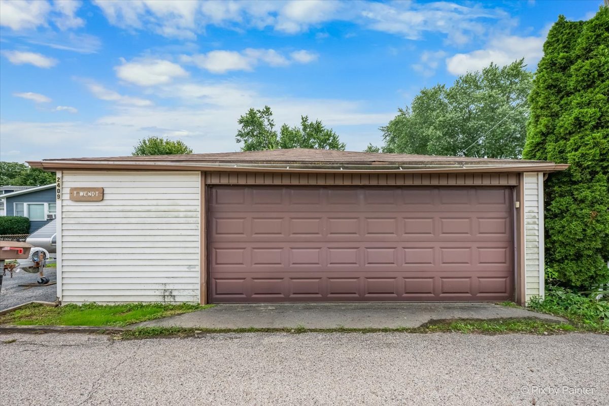 2409 Grove Lane Property Photo 60