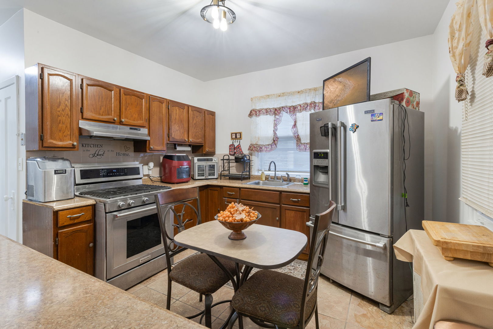 6232 S California Avenue Property Photo 11