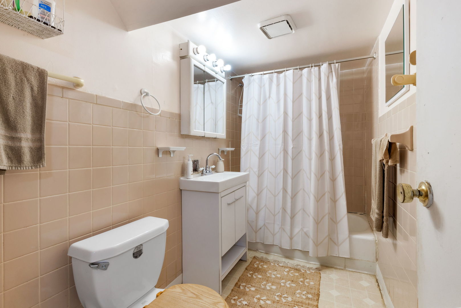6232 S California Avenue Property Photo 13