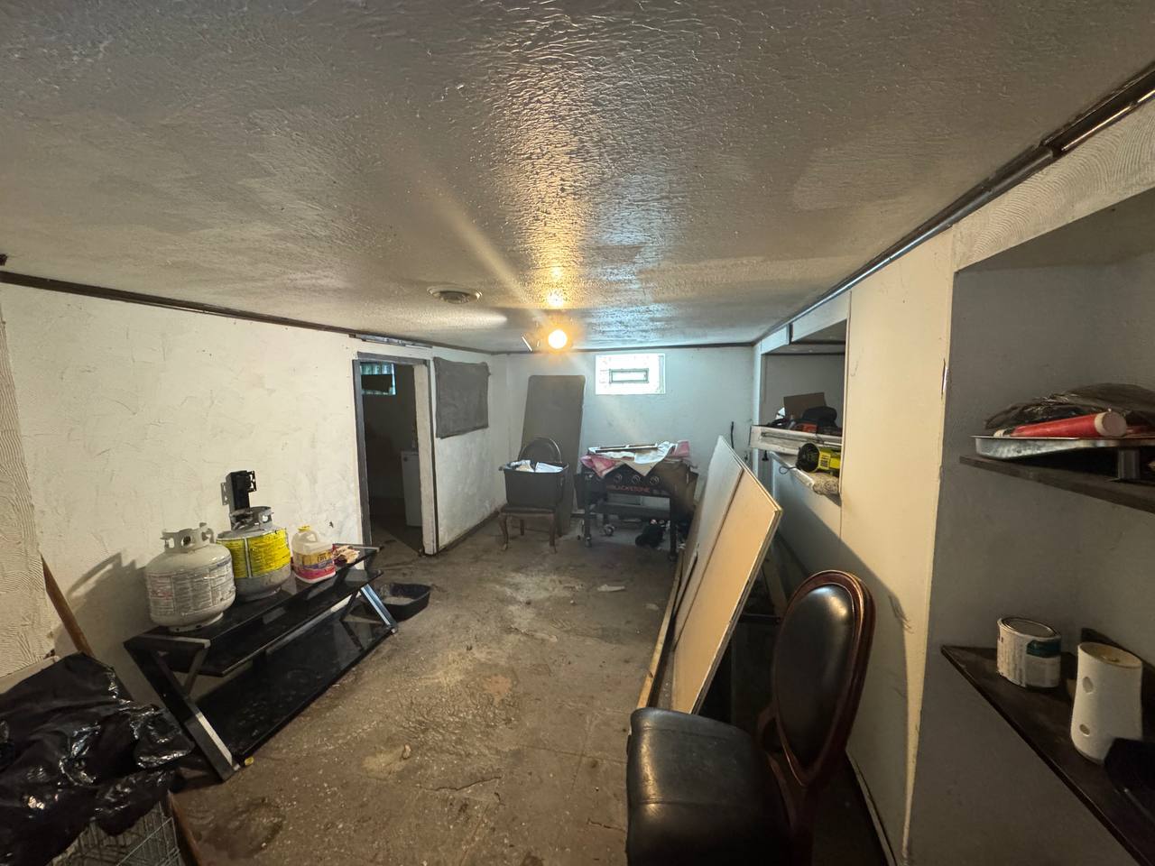 644 E 100th Place Property Photo 12
