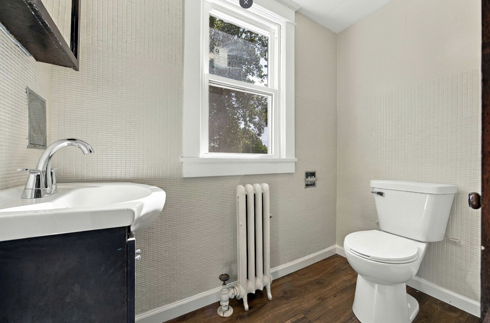 201 E North Street Property Photo 18