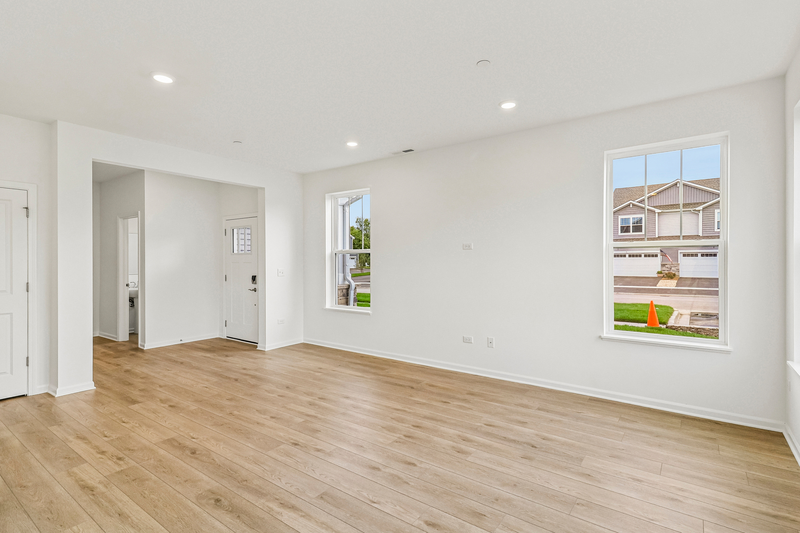649 Cassia Court Property Photo 3