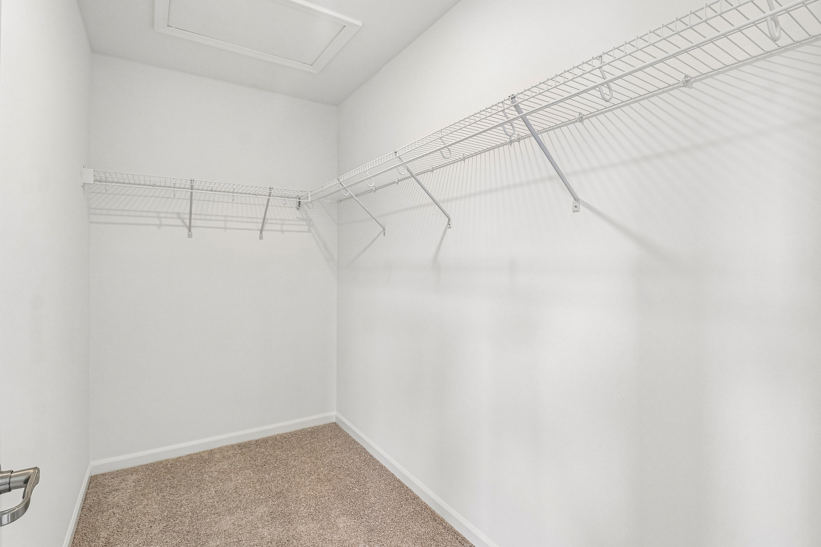 649 Cassia Court Property Photo 14