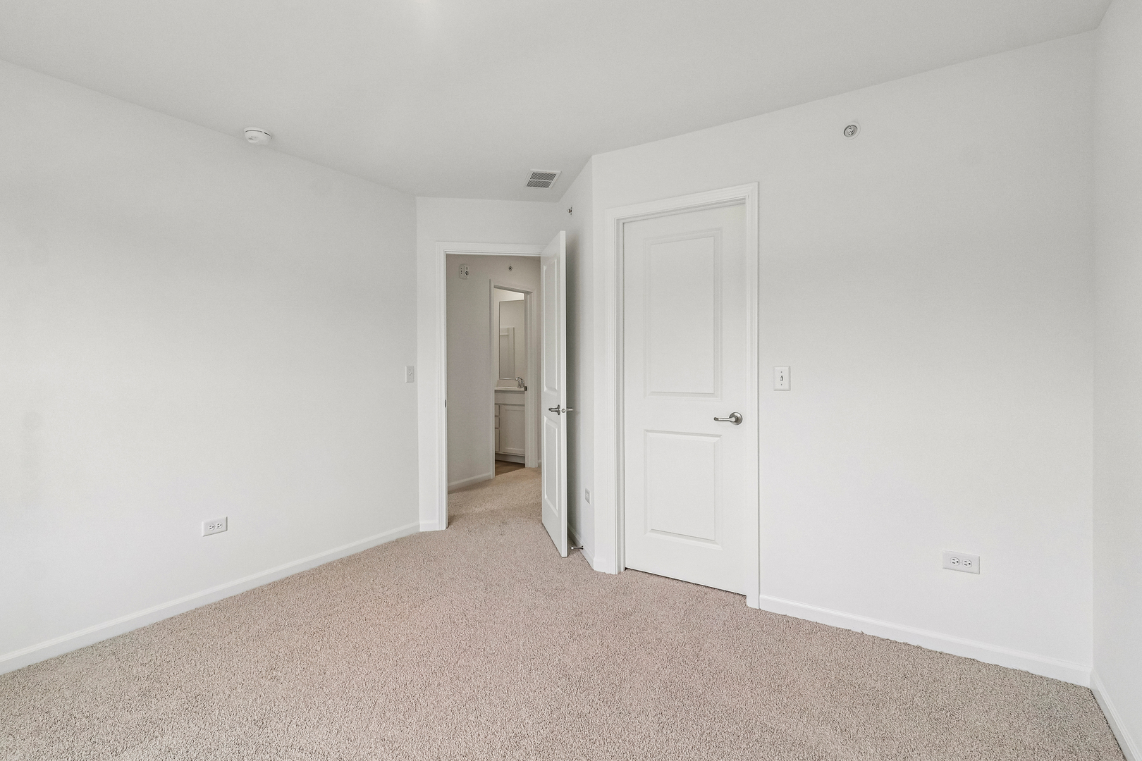 649 Cassia Court Property Photo 16