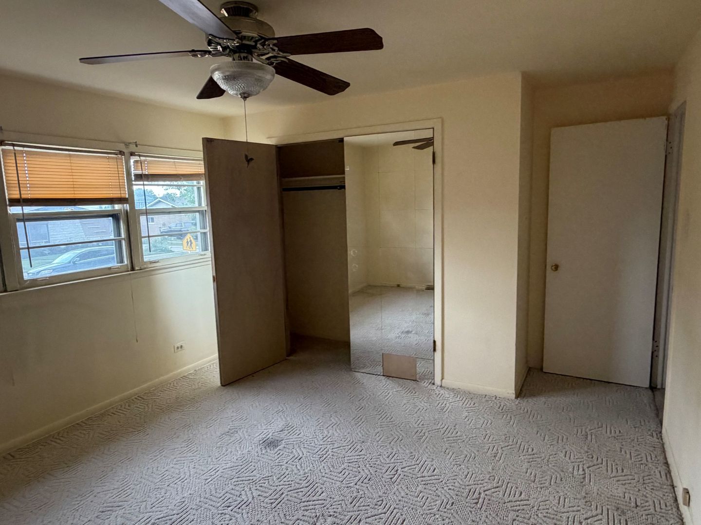 15239 Hamlin Avenue Property Photo 8