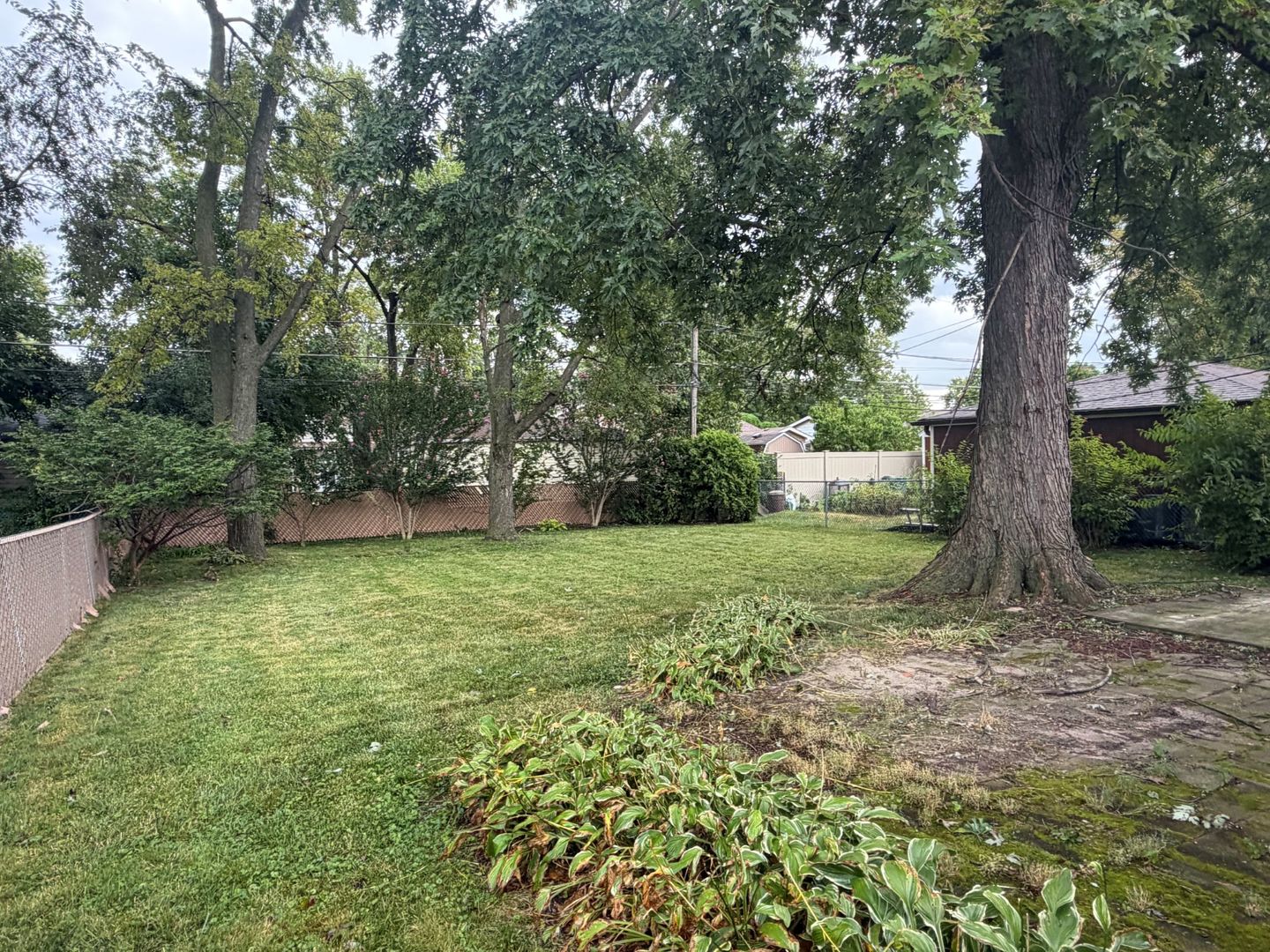 15239 Hamlin Avenue Property Photo 17